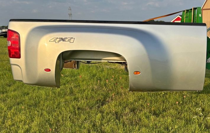 Chevy Dually bed 3500 08-14