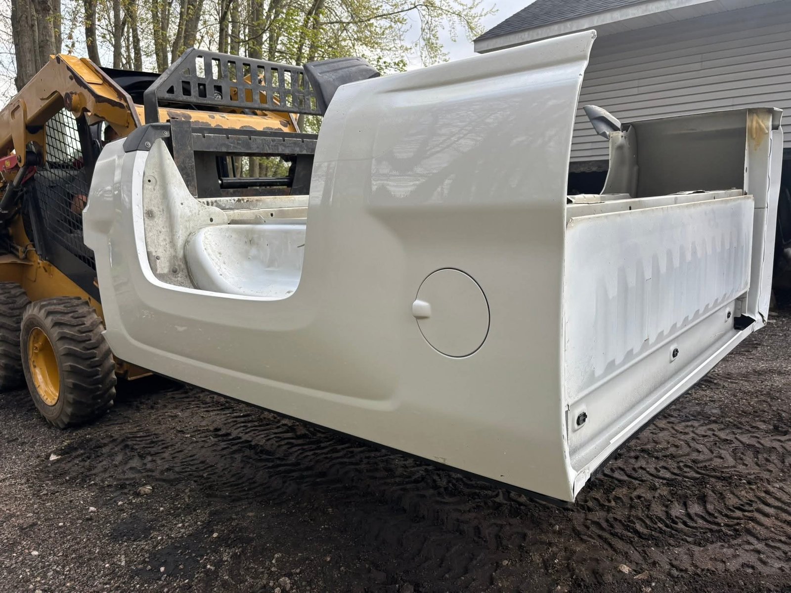 2014-2019 Chevy 6.6’ bed - Image 6