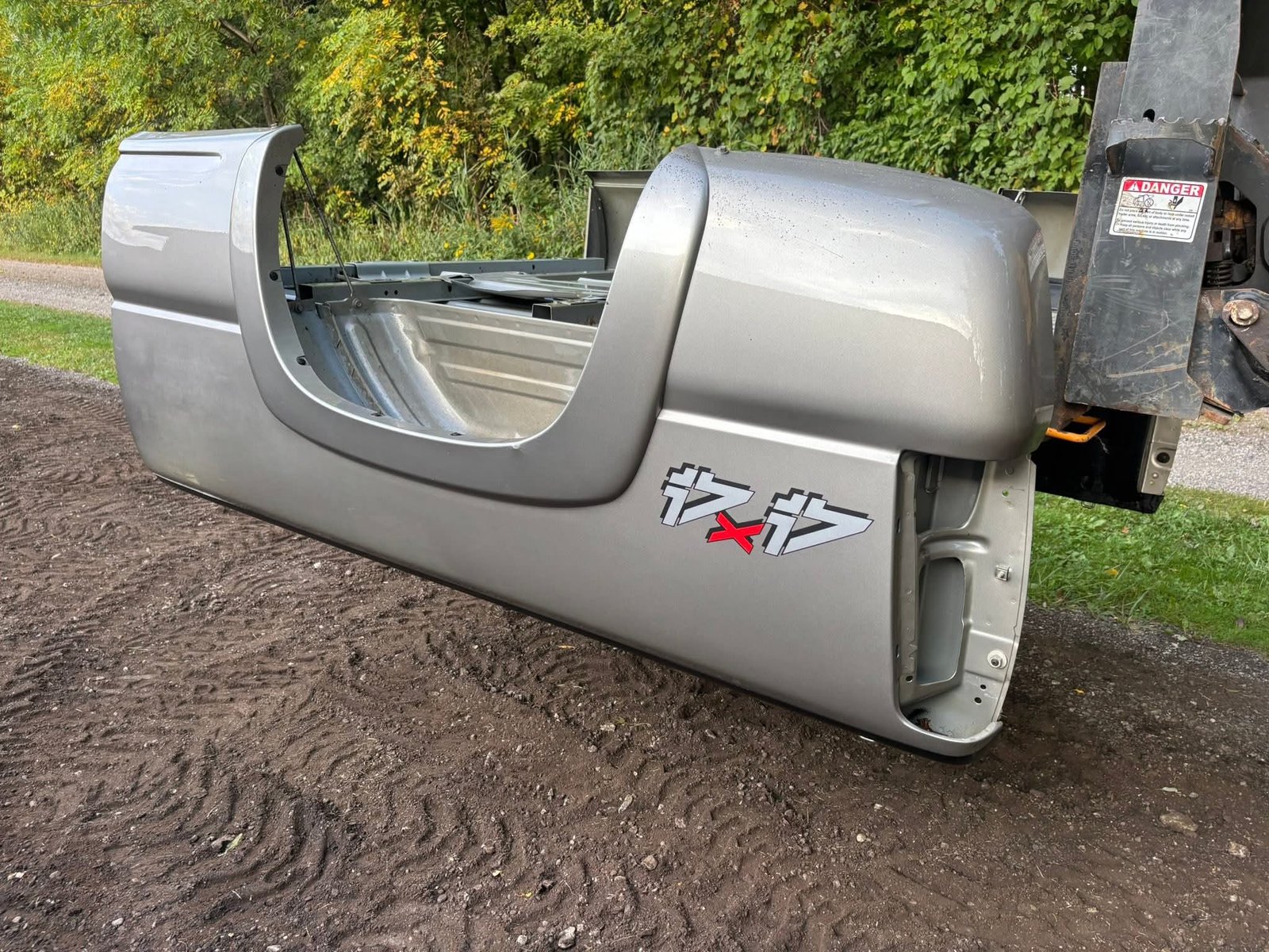 1999-2007 GM 6.6’ bed - Image 5