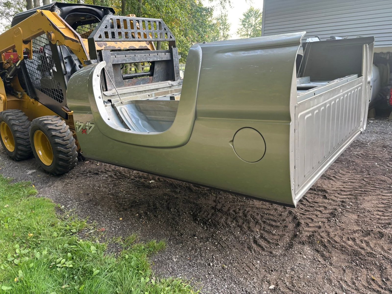 1999-2007 GM 6.6’ bed - Image 3
