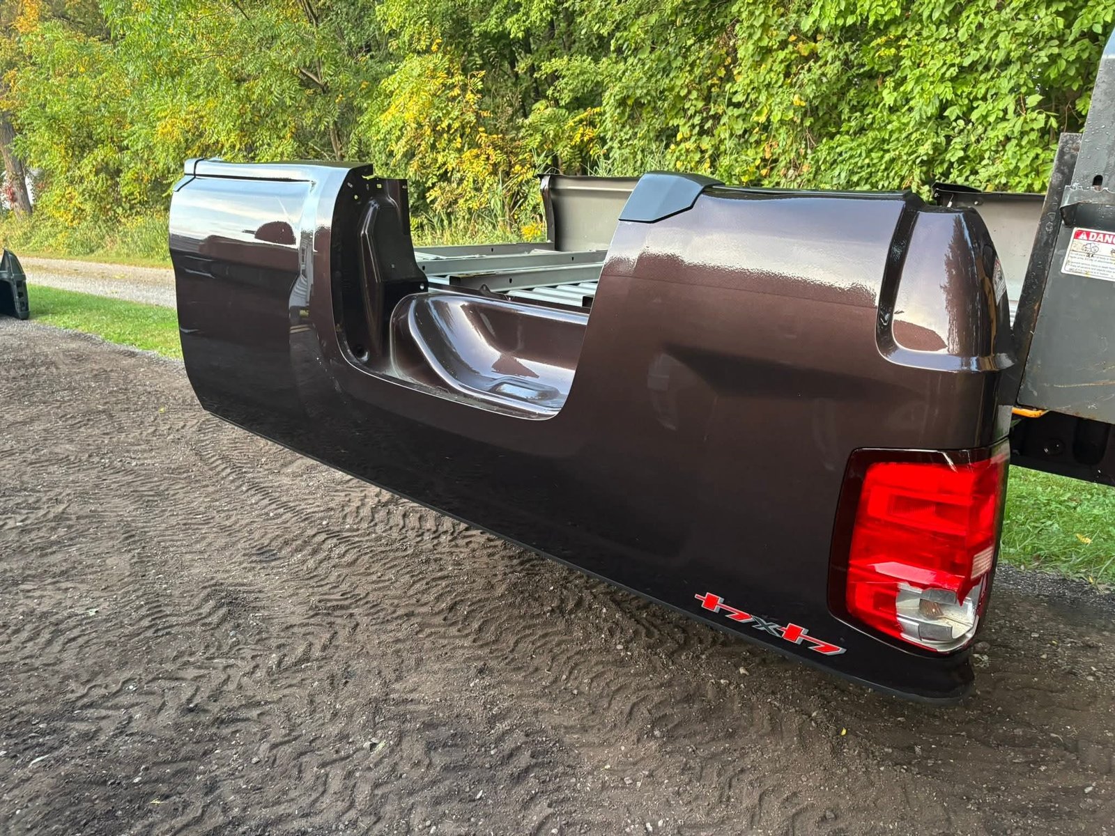 New take off 2014-2019 Chevy 8’ bed