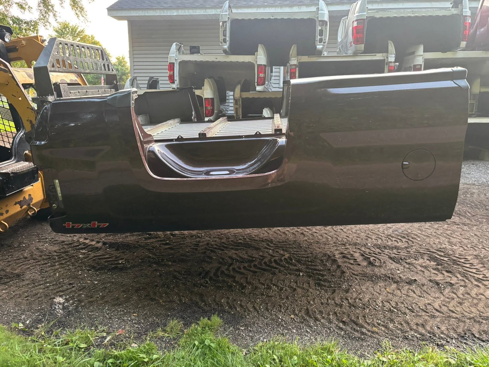 New take off 2014-2019 Chevy 8’ bed - Image 5
