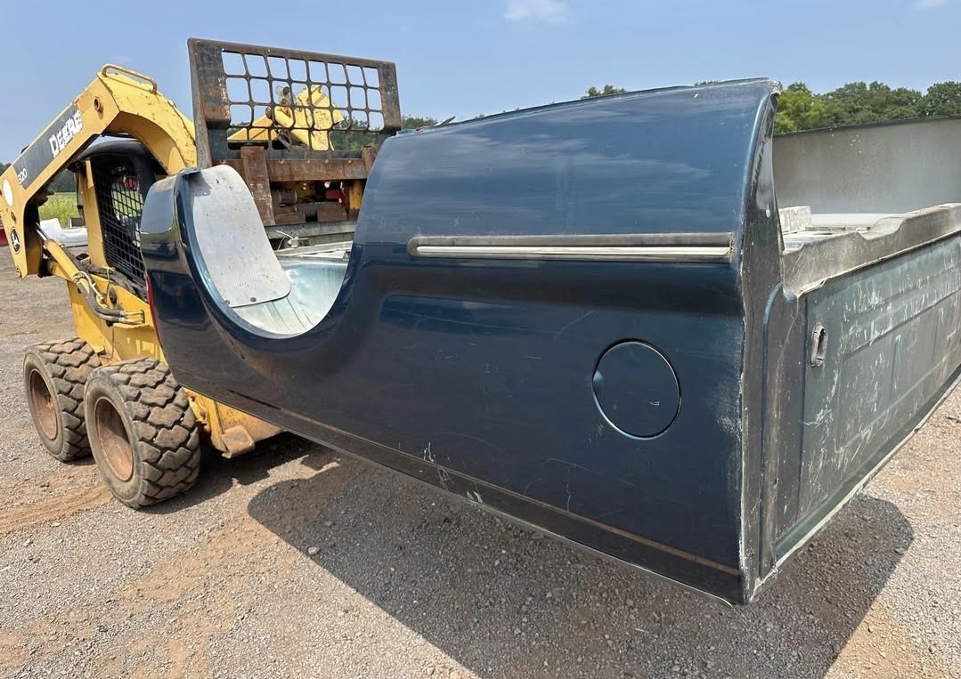 99-10 ford superduty 8ft bed - Image 4