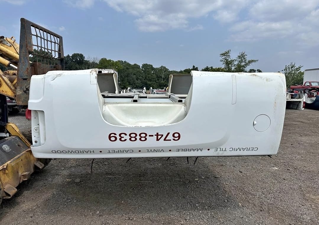 Rust free 07-13 Chevy Silverado 8ft bed