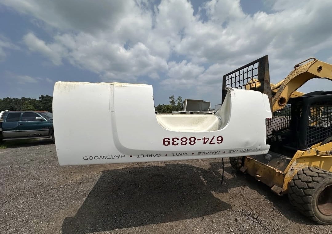 Rust free 07-13 Chevy Silverado 8ft bed - Image 6