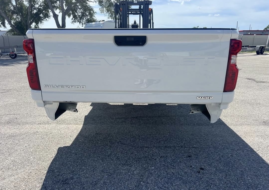 2025-2020 Silverado2500 8ft Brand New Take Off - Image 4