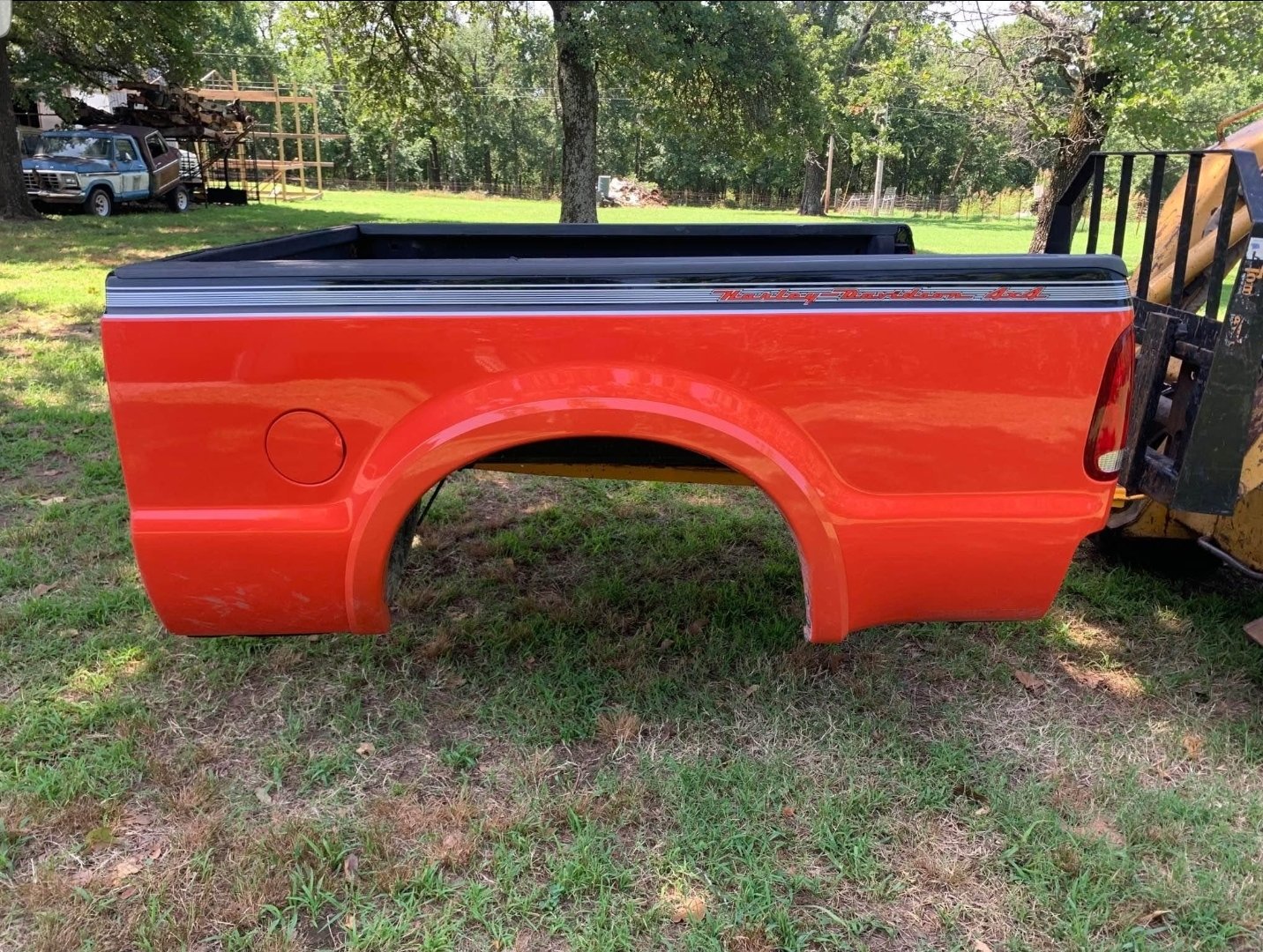 2002 Ford Super Duty short bed Harley Davidson