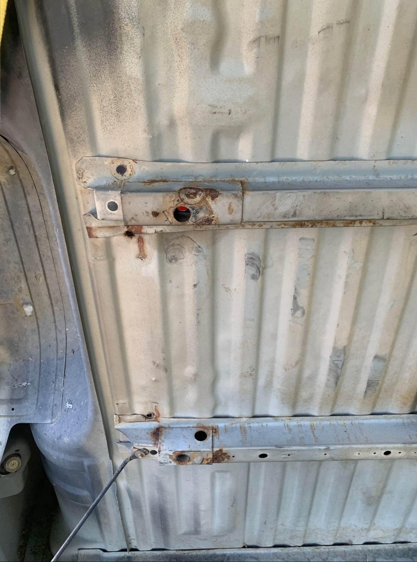 2002 Ford Super Duty short bed Harley Davidson - Image 5
