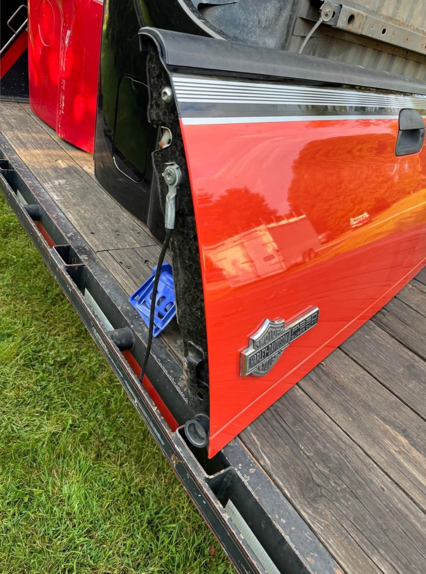 2002 Ford Super Duty short bed Harley Davidson - Image 8