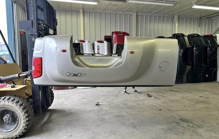 2012 Chevrolet GMC 8ft Dually Bed