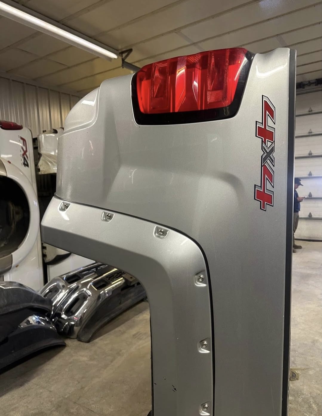 2015 Chevy Silverado 6.5ft Bed - Image 4