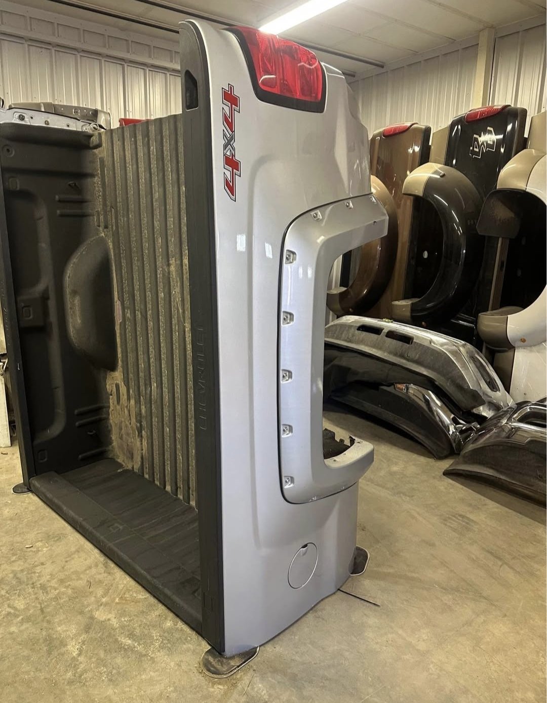 2015 Chevy Silverado 6.5ft Bed - Image 7