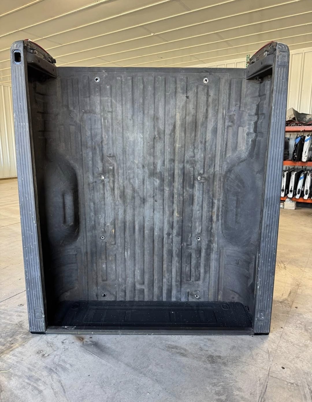 F250/F350 Super Duty Short Bed Black over tan - Image 6