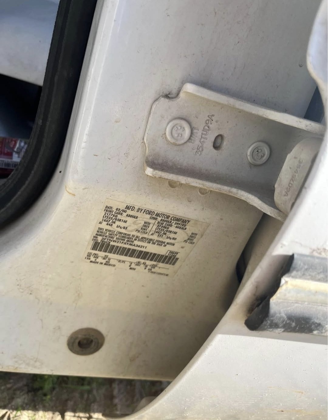 99-07 ford super duty crew cab rust free - Image 8