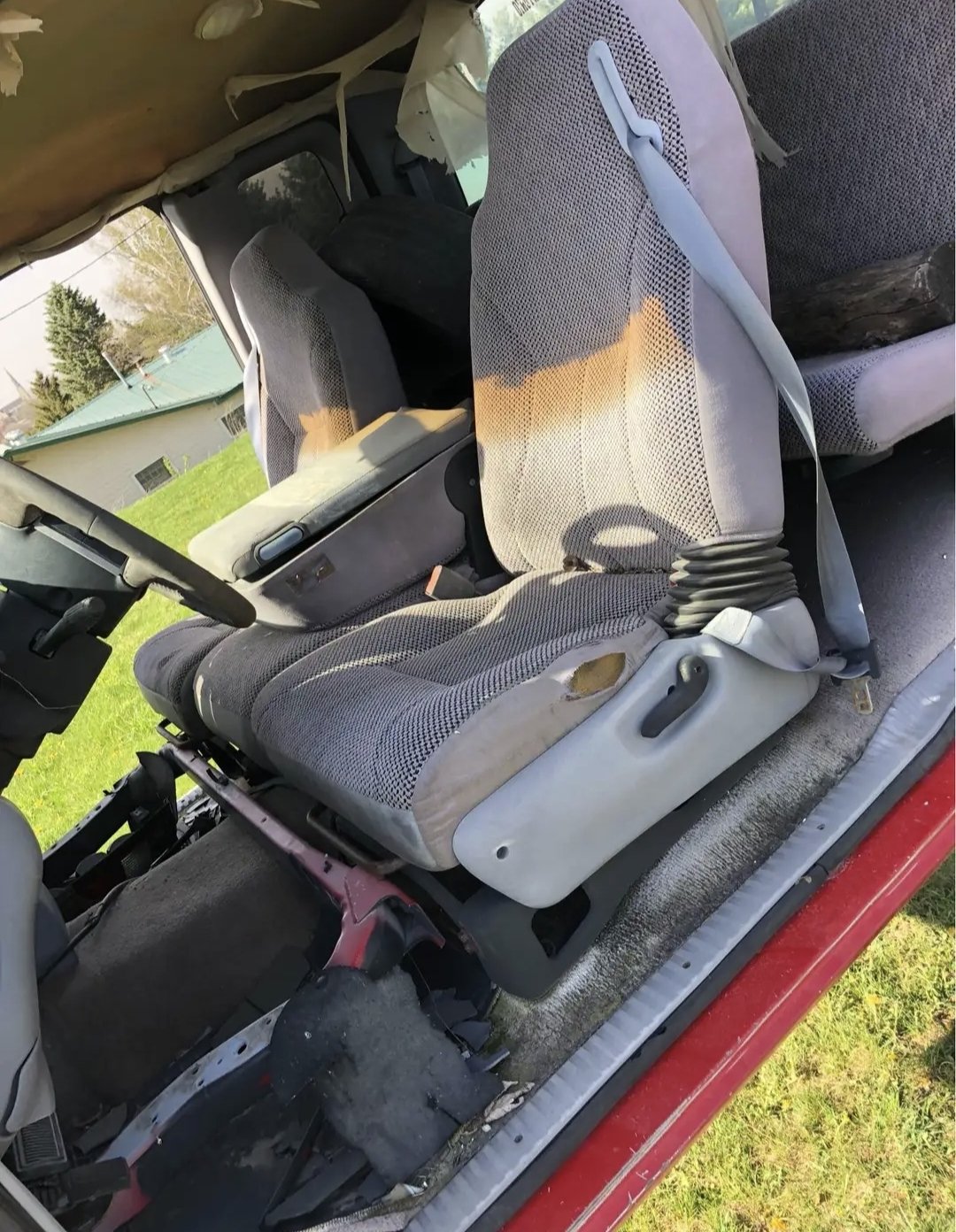 Rust free 2nd gen 98-02 cab - Image 7