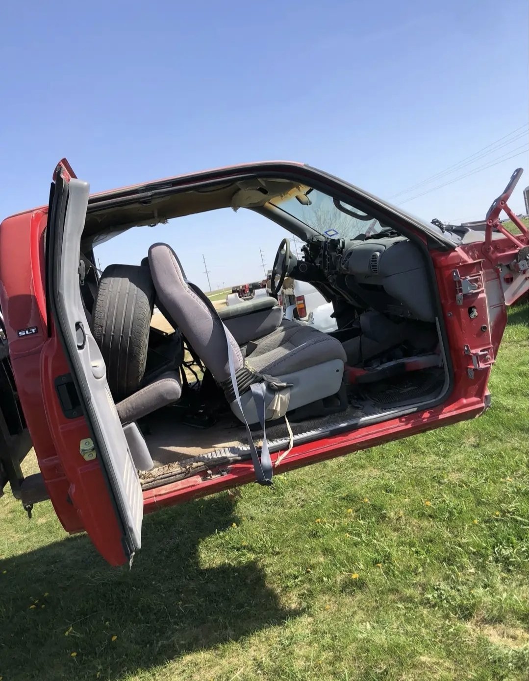 Rust free 2nd gen 98-02 cab - Image 10