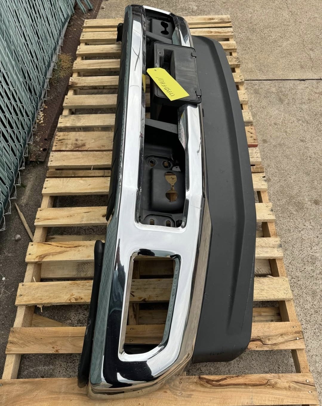 2017-2019 Ford Front Bumper - Image 7