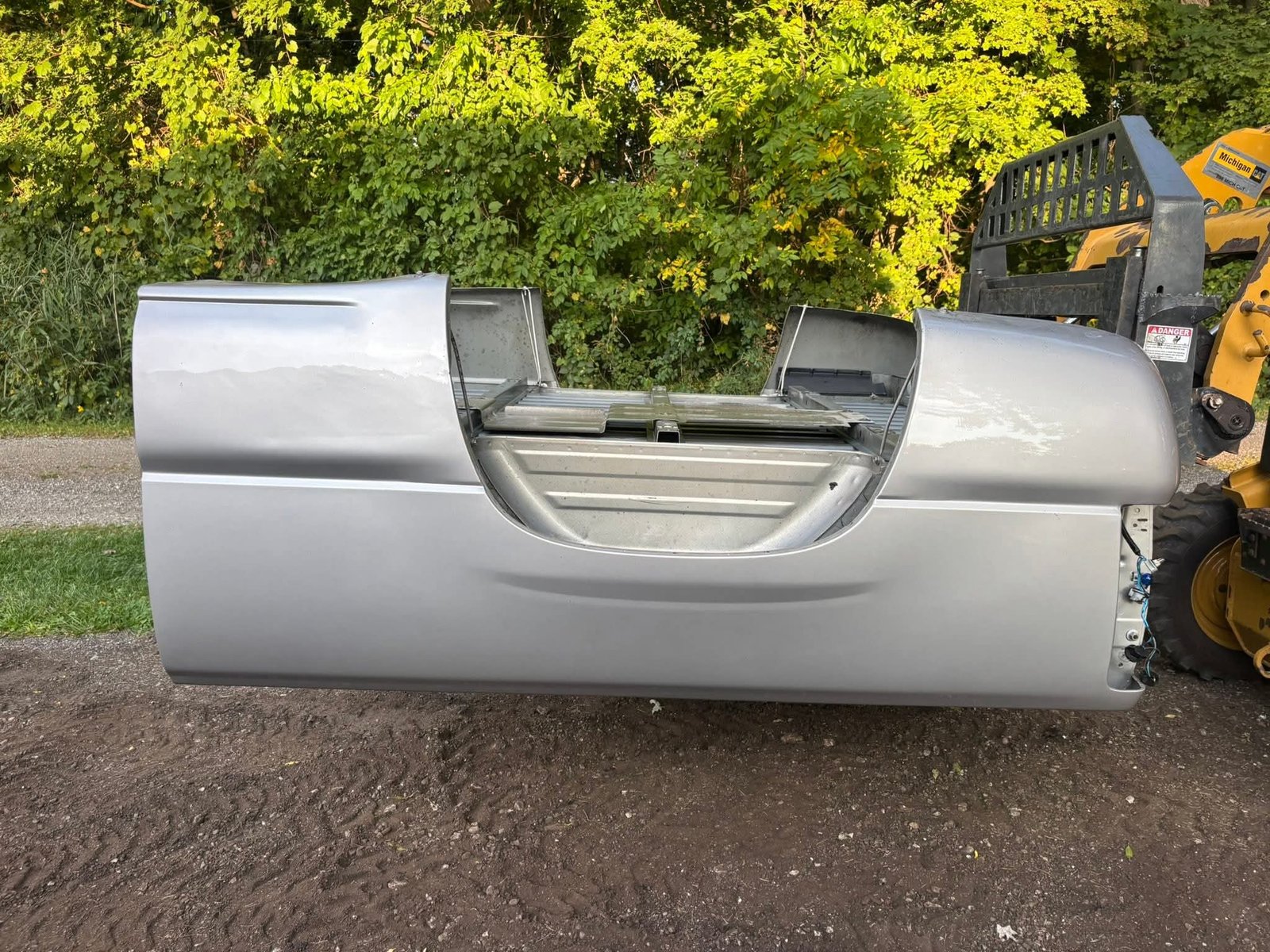1999-2007 GM 6.6’ bed - Image 4