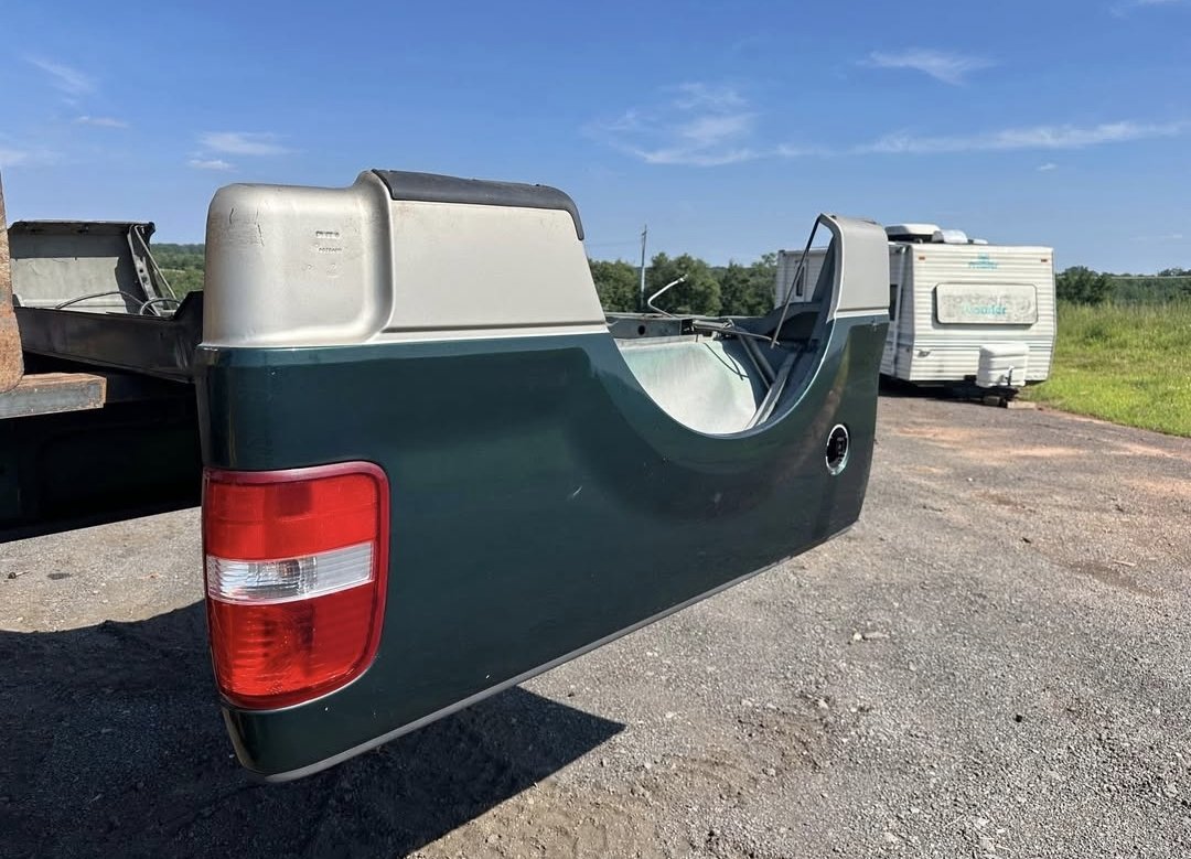 Rust free 04-08 Ford f150 5.5ft bed - Image 3