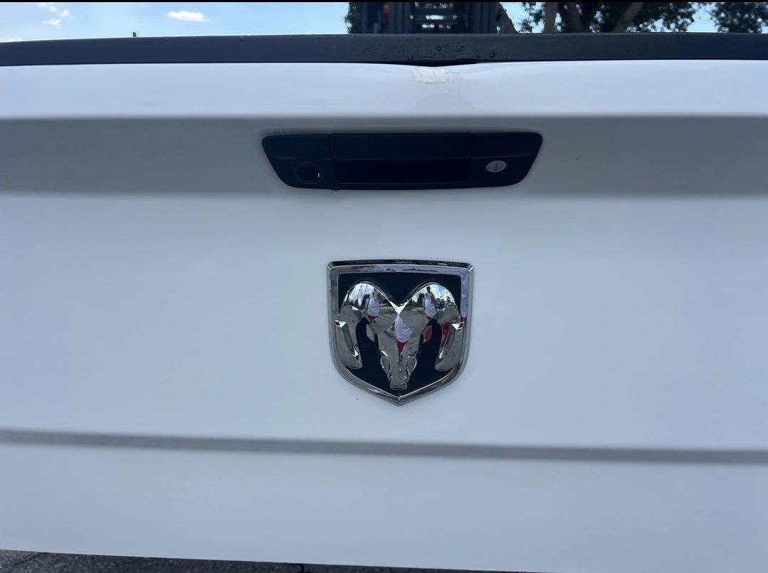 2010–2018 Ram 3500 Dually 8 ft Truck Bed with Fifth-Wheel Prep - Image 4