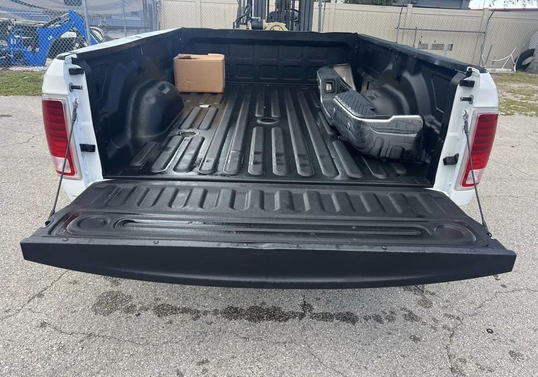2010–2018 Ram 3500 Dually 8 ft Truck Bed with Fifth-Wheel Prep - Image 7