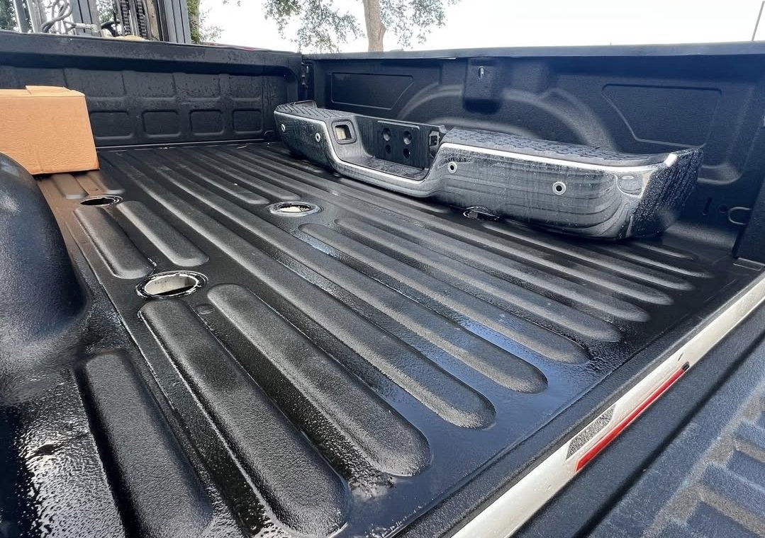 2010–2018 Ram 3500 Dually 8 ft Truck Bed with Fifth-Wheel Prep - Image 8