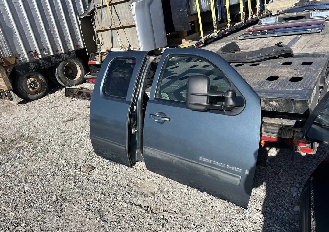 Chevy Silverado/Gmc Sierra Doors - Image 3