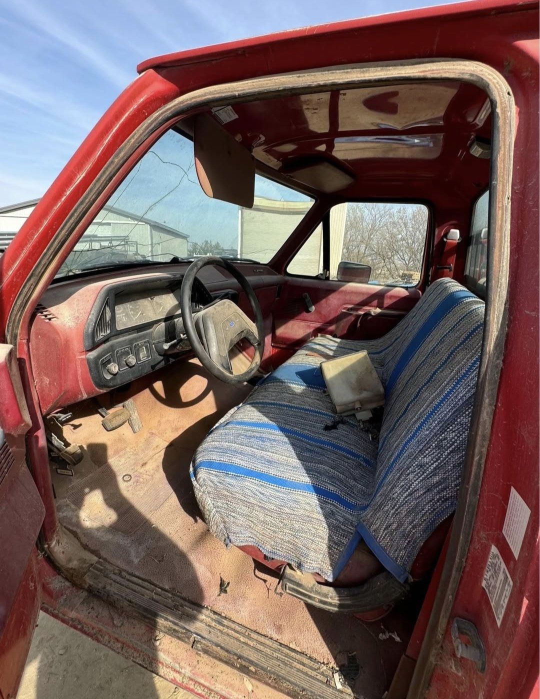 1990 ford rust free cab - Image 6