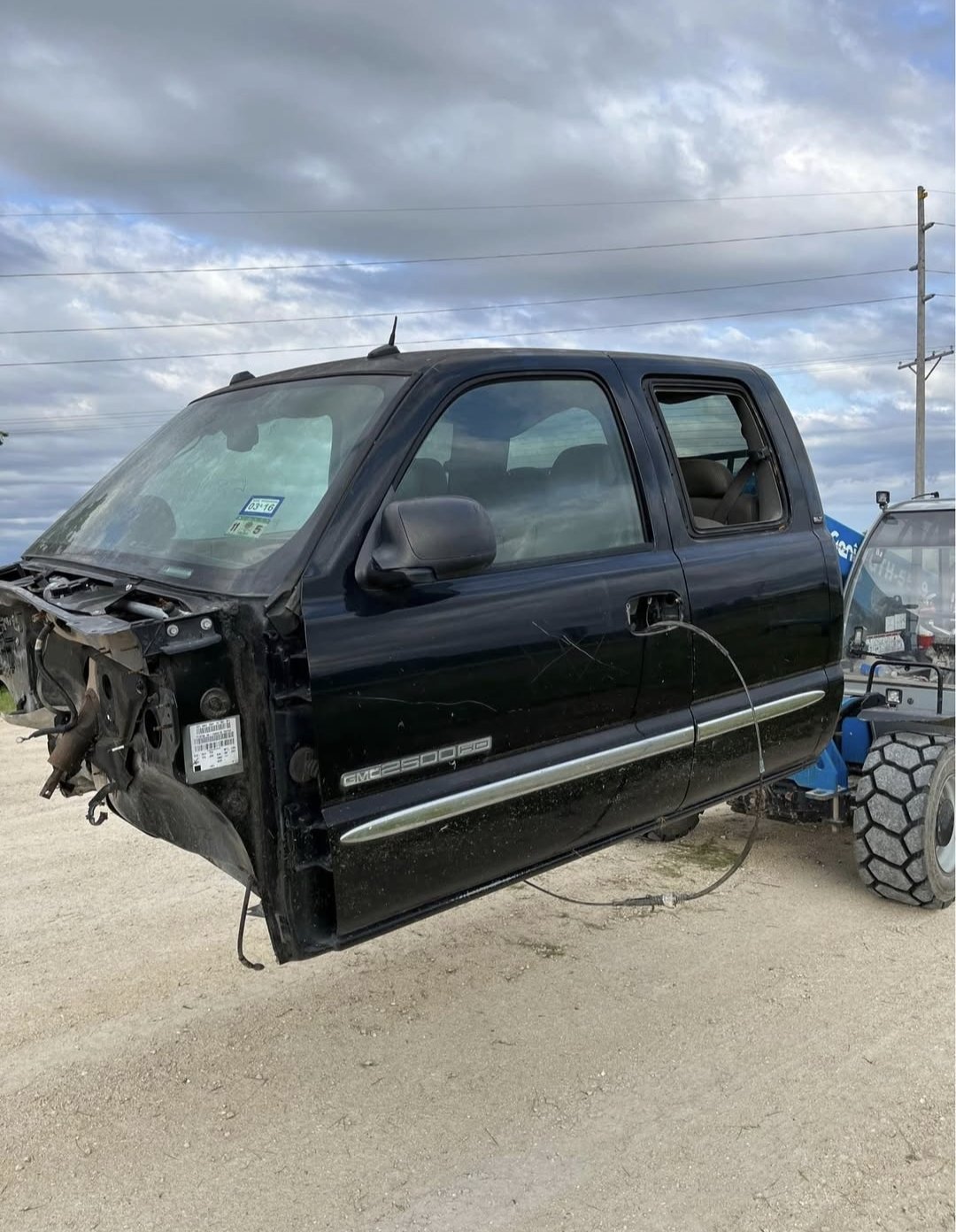 Rust free 99-07 Chevy ext cab black - Image 2