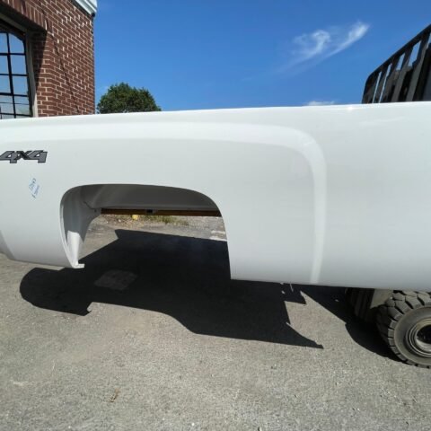 2007–2014 Chevrolet 8 ft Replacement Truck Bed – Silver — Ref 8109
