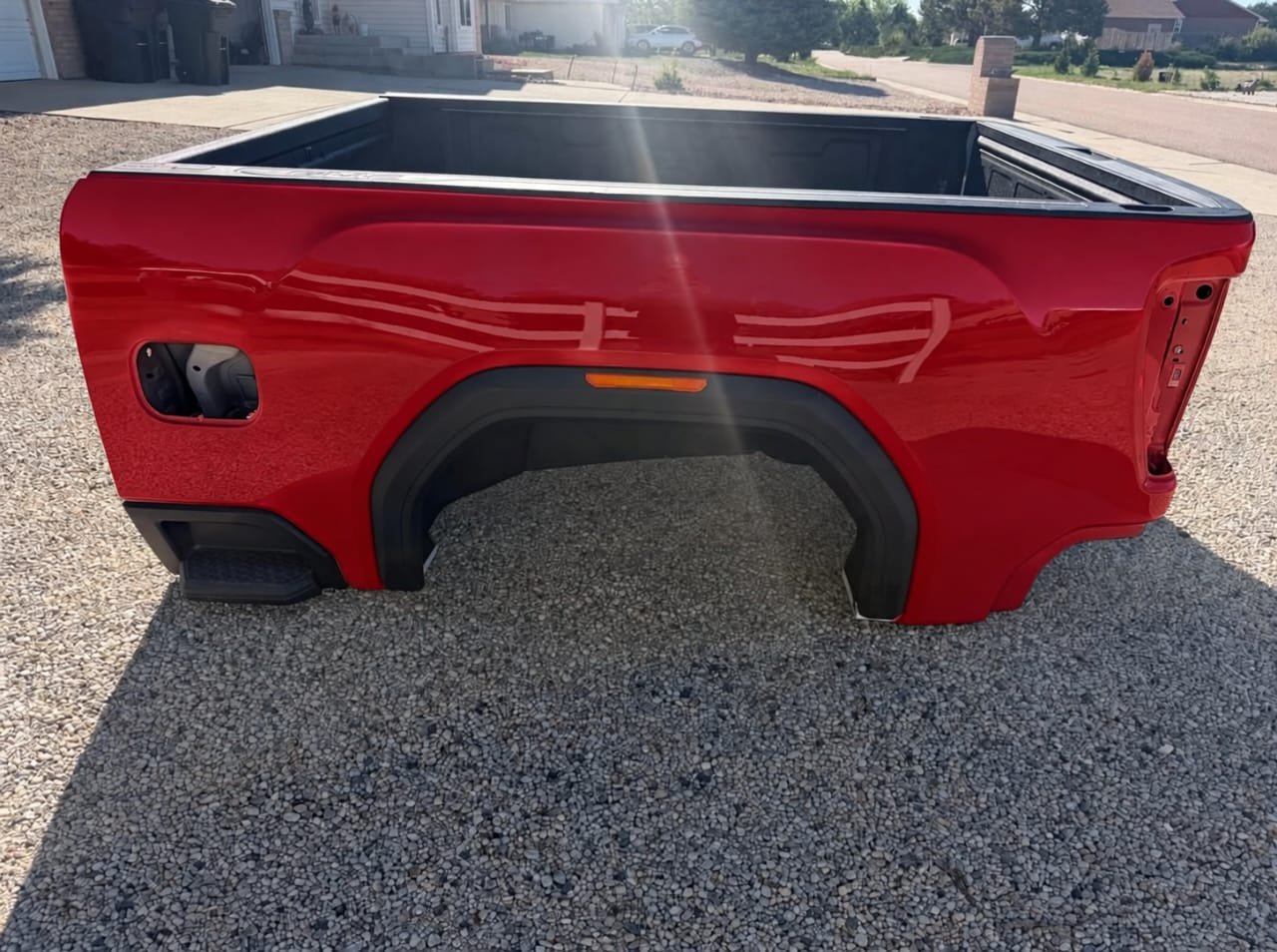 2020–2026 GMC Sierra 2500HD / 3500HD 6.5' Short Bed – Cardinal Red OEM Take-Off - Image 4