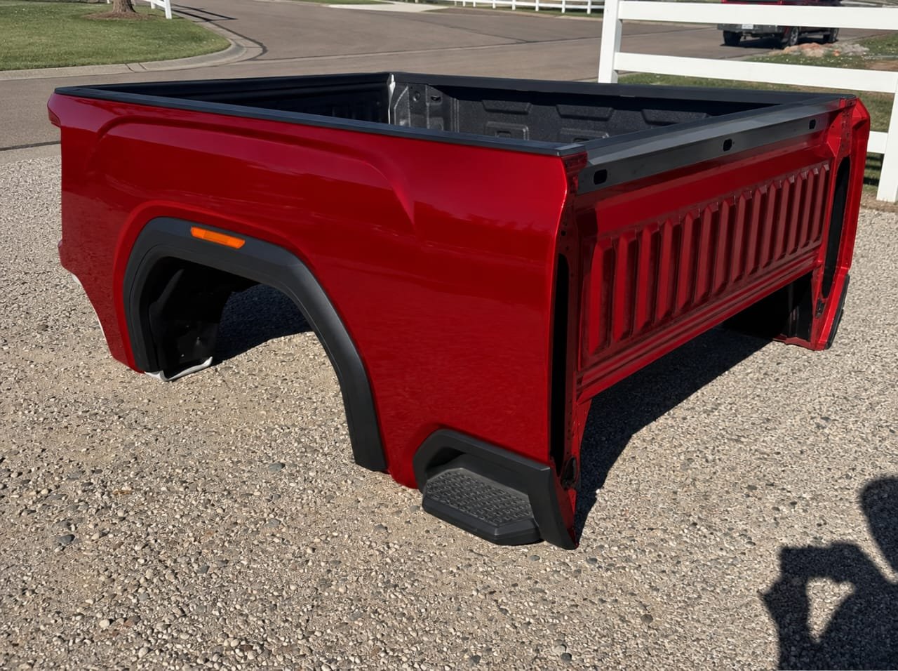 2020–2026 GMC Sierra 2500HD / 3500HD 6.5' Short Bed – Cardinal Red OEM Take-Off - Image 8