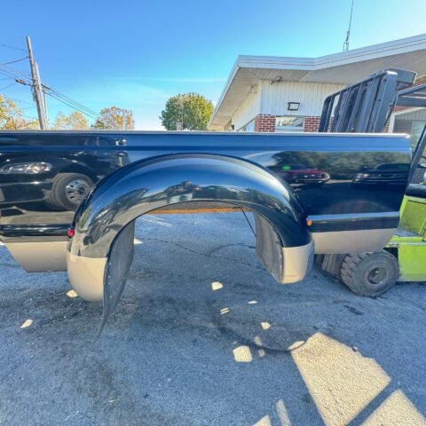 2011–2016 Ford Super Duty 8 ft DRW Truck Bed – Tuxedo Black/Adobe #1082