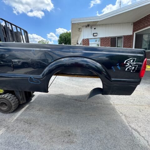 2011–2016 Ford Super Duty 8 ft Truck Bed – Paint Code UH #12717