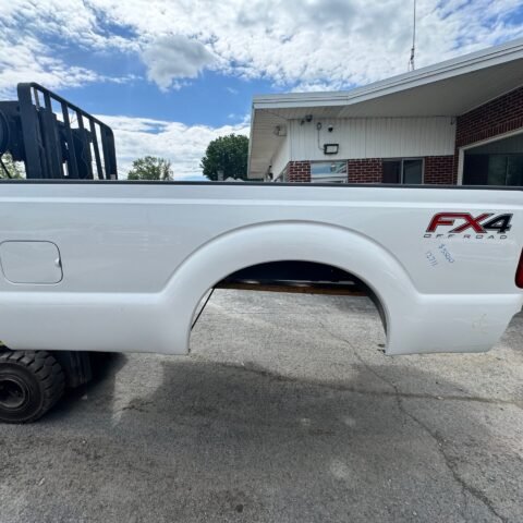 2011–2016 Ford Super Duty 8 ft Truck Bed – Pearl White UG #12711