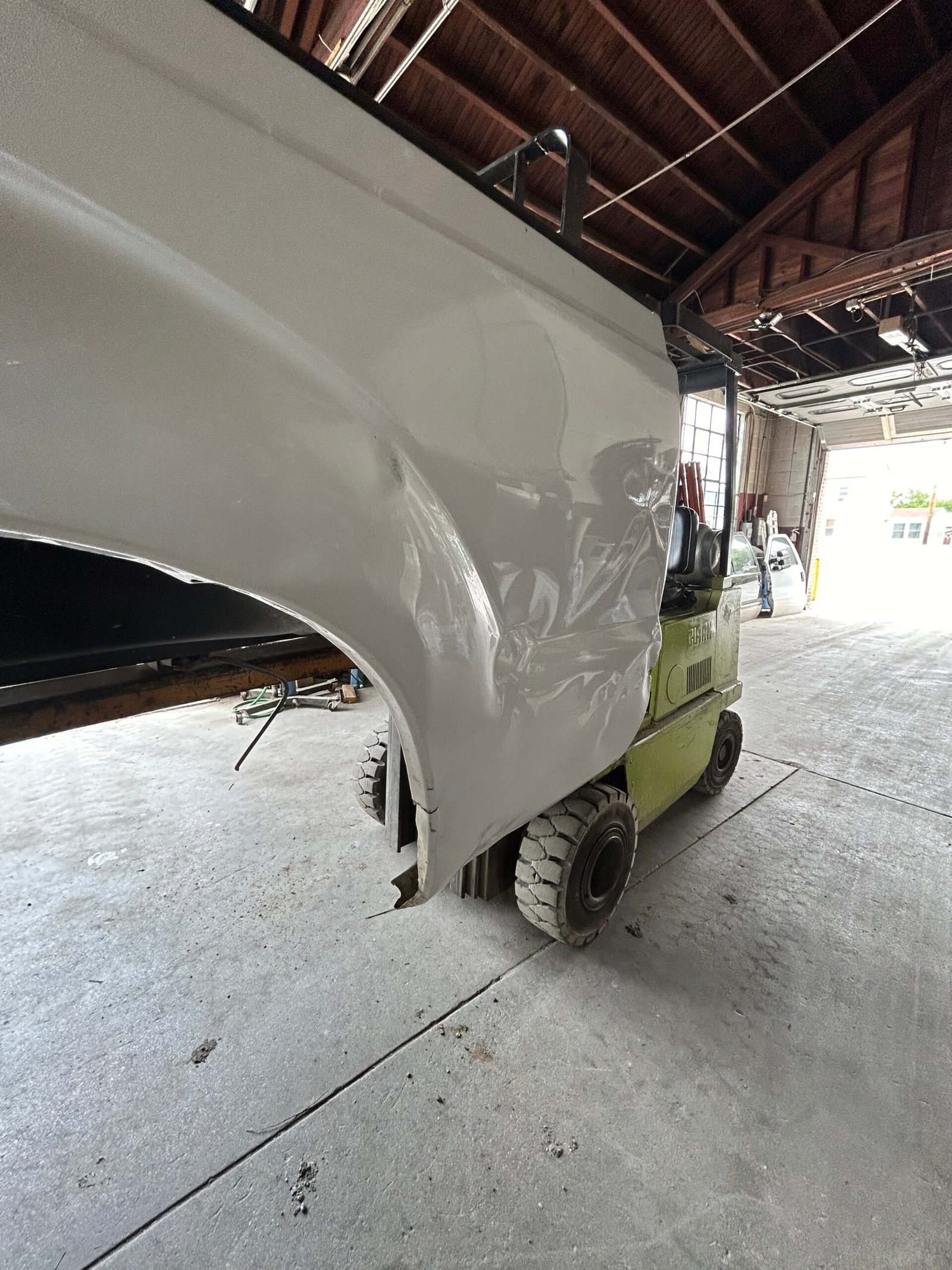 2011–2016 Ford 6.75 ft Replacement Truck Bed – White - Image 3