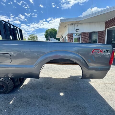 2011–2016 Ford Super Duty 8 ft Truck Bed – Paint Code UJ #12715